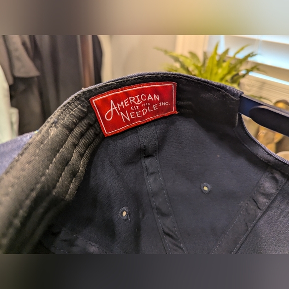 RARE Ford Bronco Hats: Navy Snapback Rope Hat | Vintage Brands - Picture 2 of 7